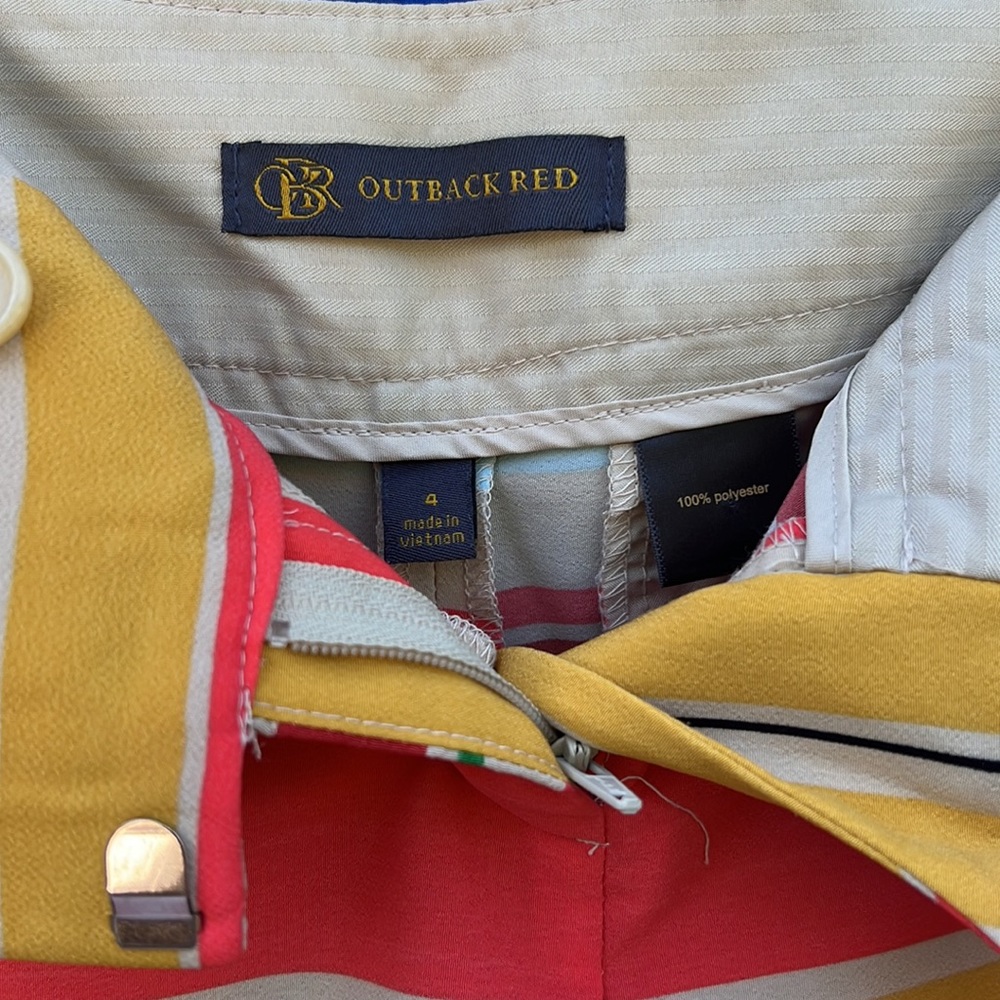 Outback Red Shorts - Picture 2 of 4